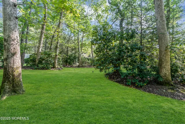 $1,395,000 | 18 Wetherill Drive, Millstone Township, NJ 08510