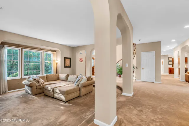 $1,395,000 | 18 Wetherill Drive, Millstone Township, NJ 08510