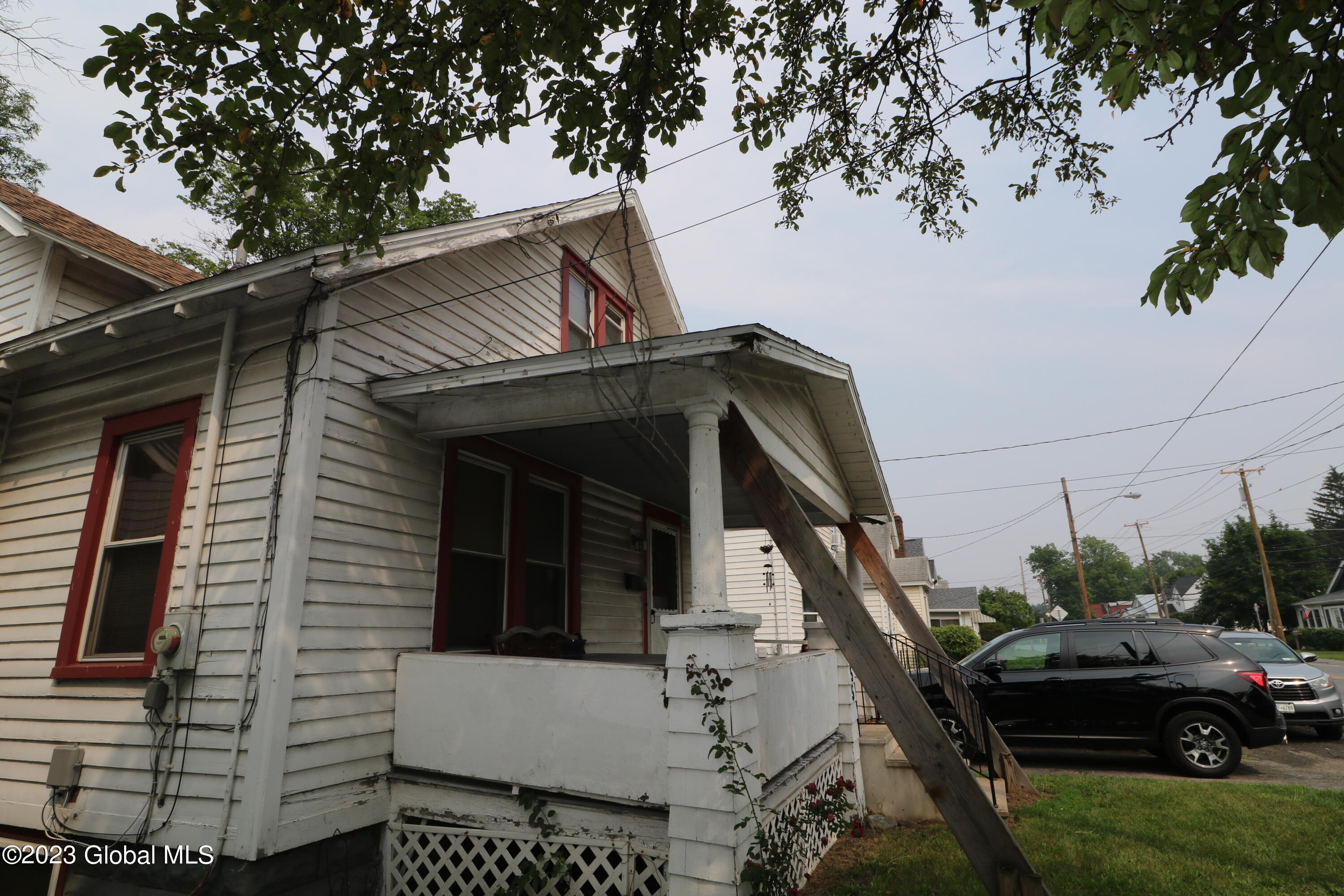755 Curry Road Rotterdam, NY 12306 - Photo 3 of 6 4