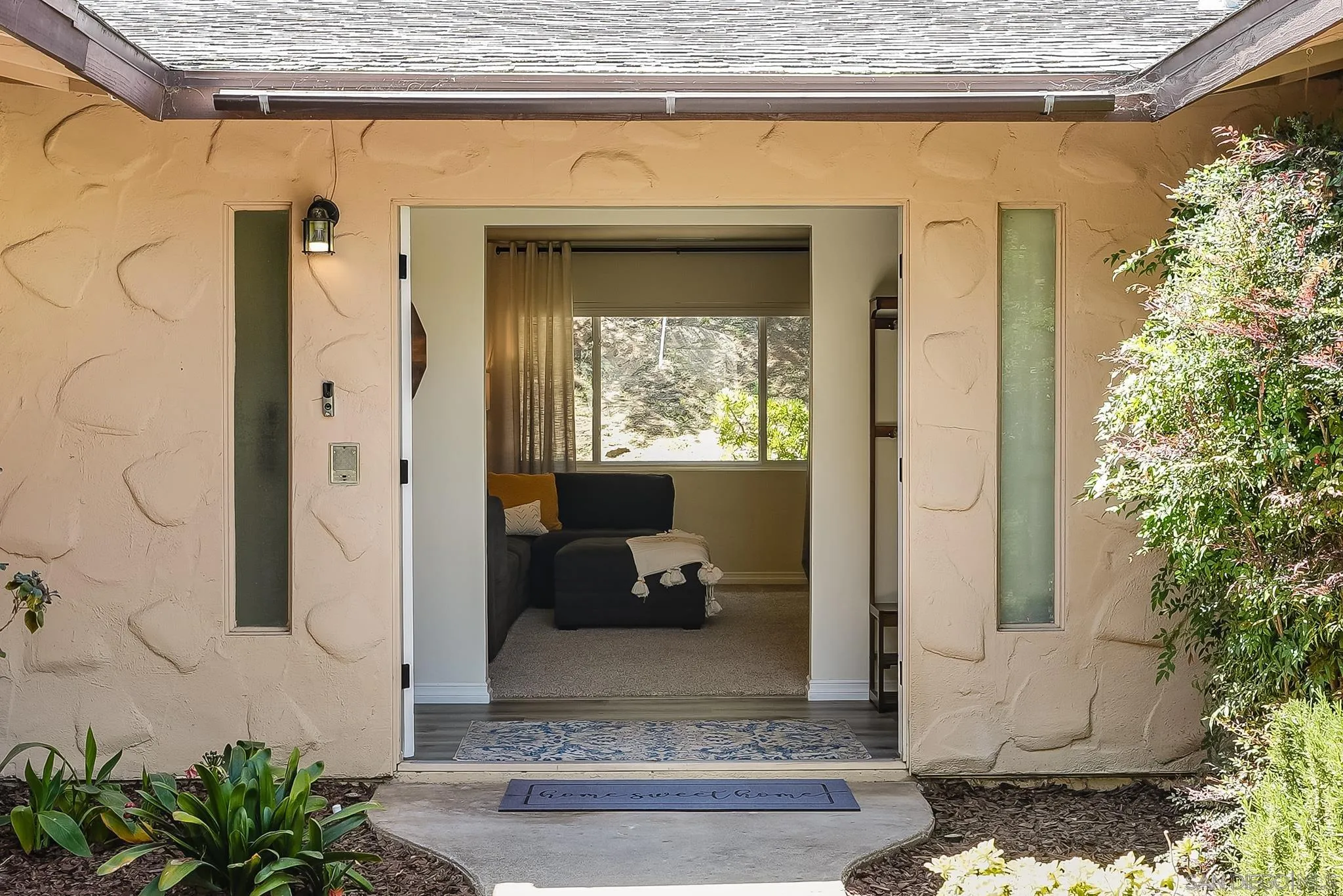 2211 Sunset Drive Escondido, CA 92025 - Photo 3 of 43 a view of a entryway of the house