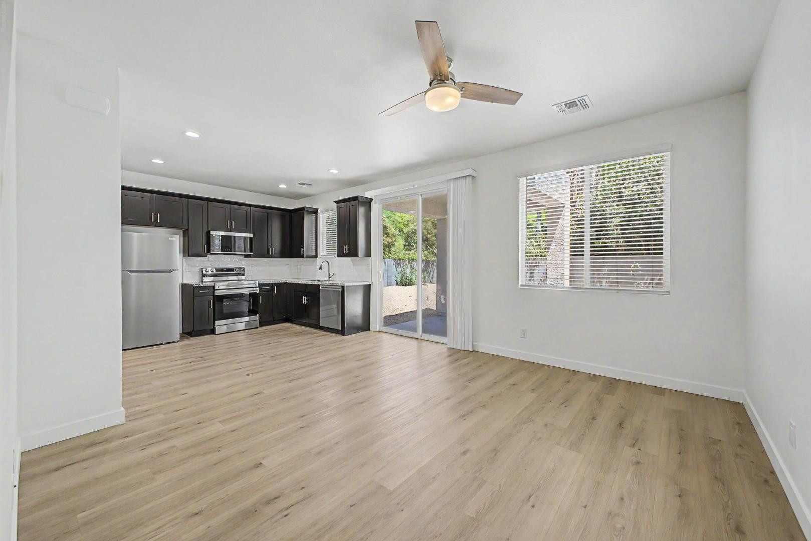 105 West Latona Road Phoenix, AZ 85041 - Photo 9 of 50 Photo #9