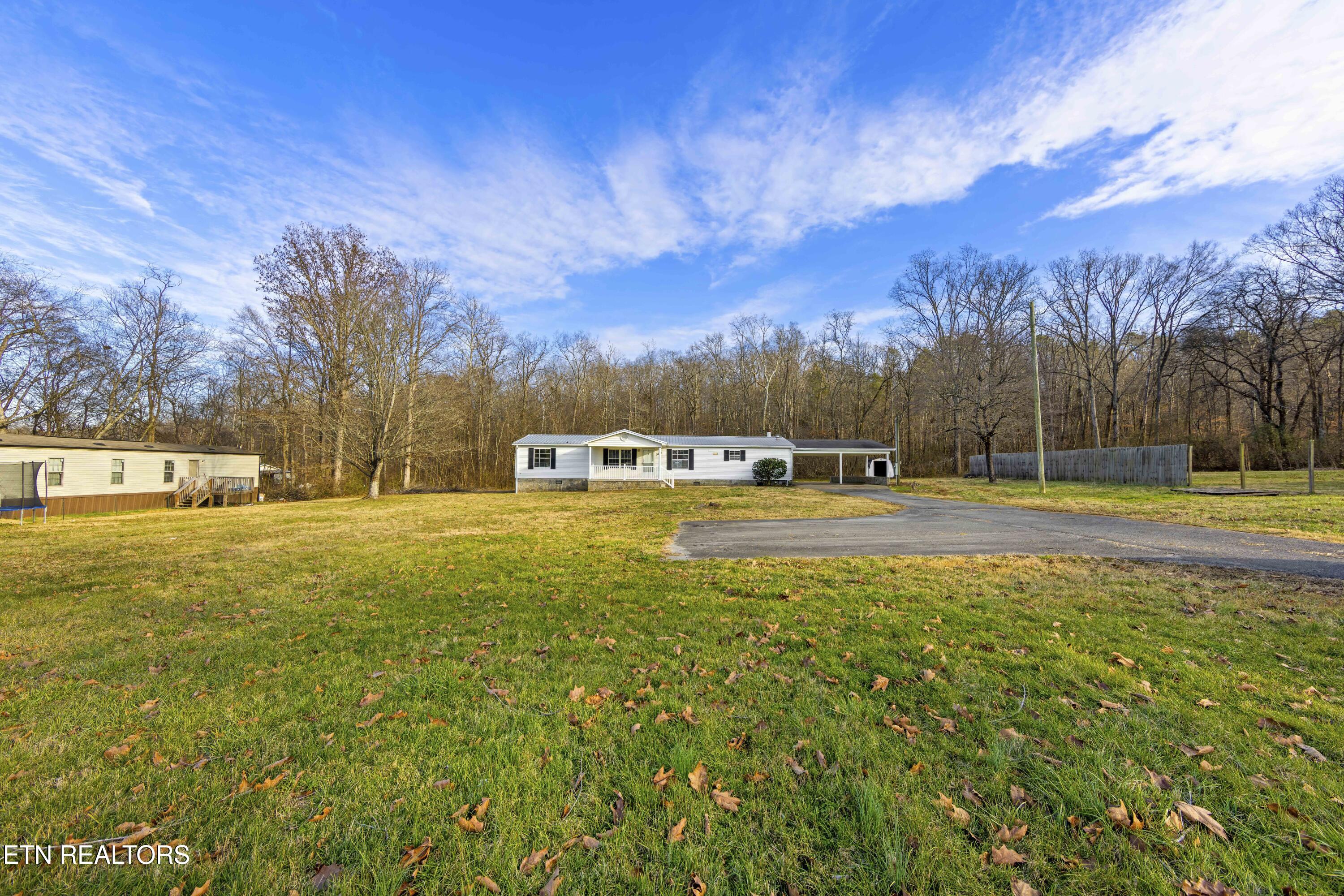 300 Carson Springs Road Newport, TN 37821 - Photo 4 of 23 04