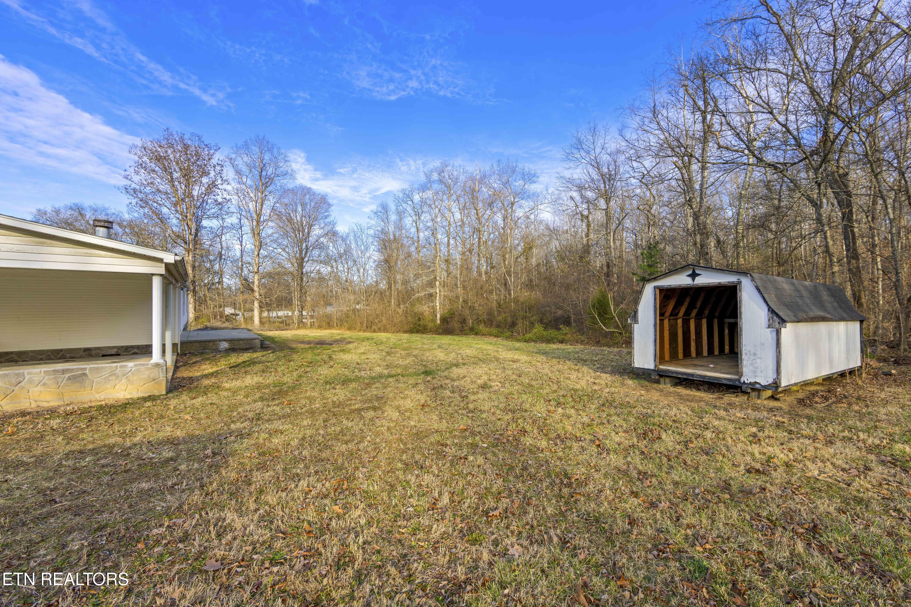 300 Carson Springs Road Newport, TN 37821 - Photo 6 of 23 06