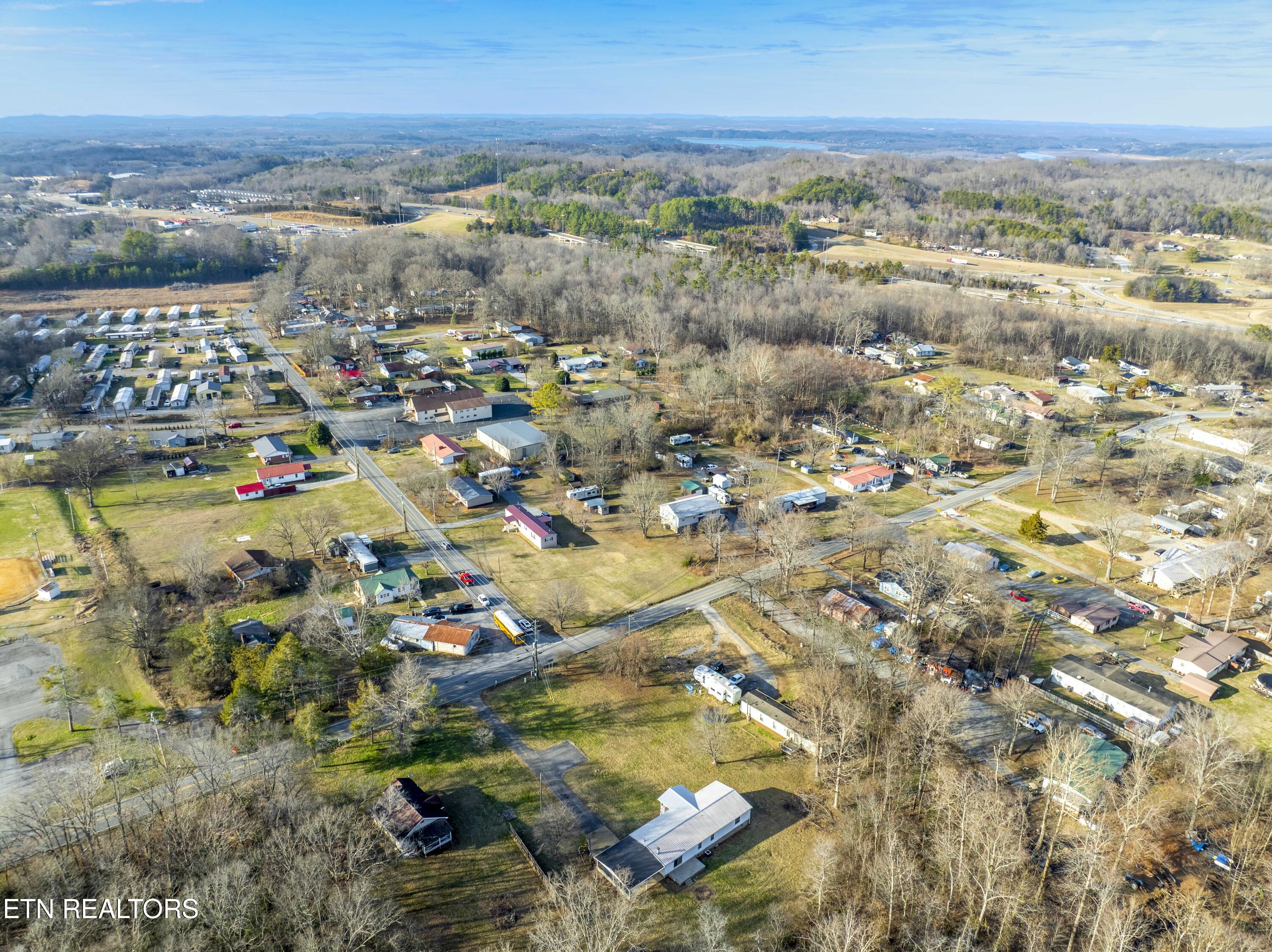 300 Carson Springs Road Newport, TN 37821 - Photo 8 of 23 08