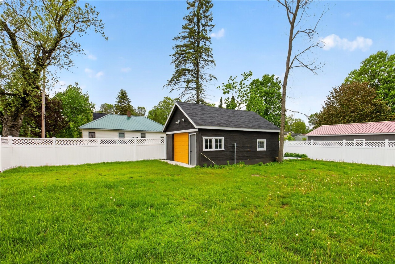 252 West Stimson Avenue Reed City, MI 49677 - Photo 26 of 38