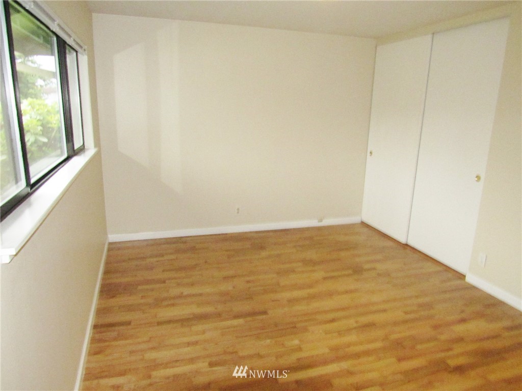 11615 Southeast 160th Street Renton, WA 98058 - Photo 13 of 20 Gallery Image 13