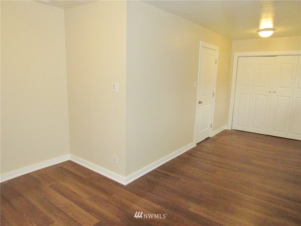 11615 Southeast 160th Street Renton, WA 98058 - Photo 15 of 20 Gallery Image 15