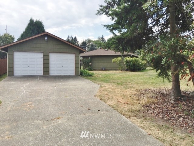 11615 Southeast 160th Street Renton, WA 98058 - Photo 4 of 20 Gallery Image 4
