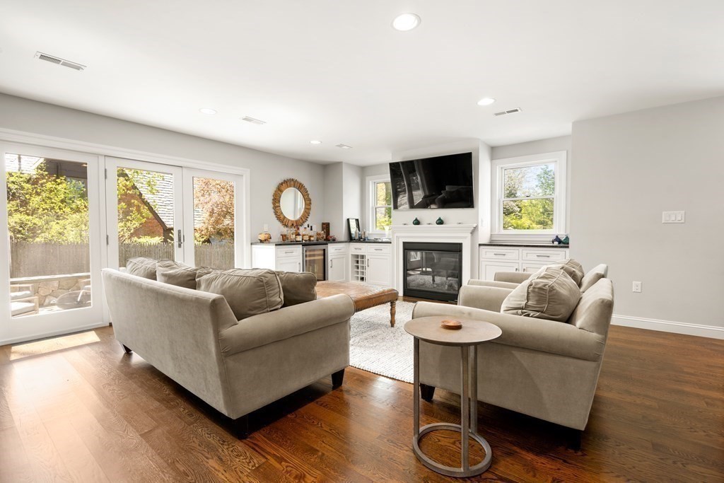 12 Puritan Road Newton, MA 02461 - Photo 5 of 39 Gallery Image 5