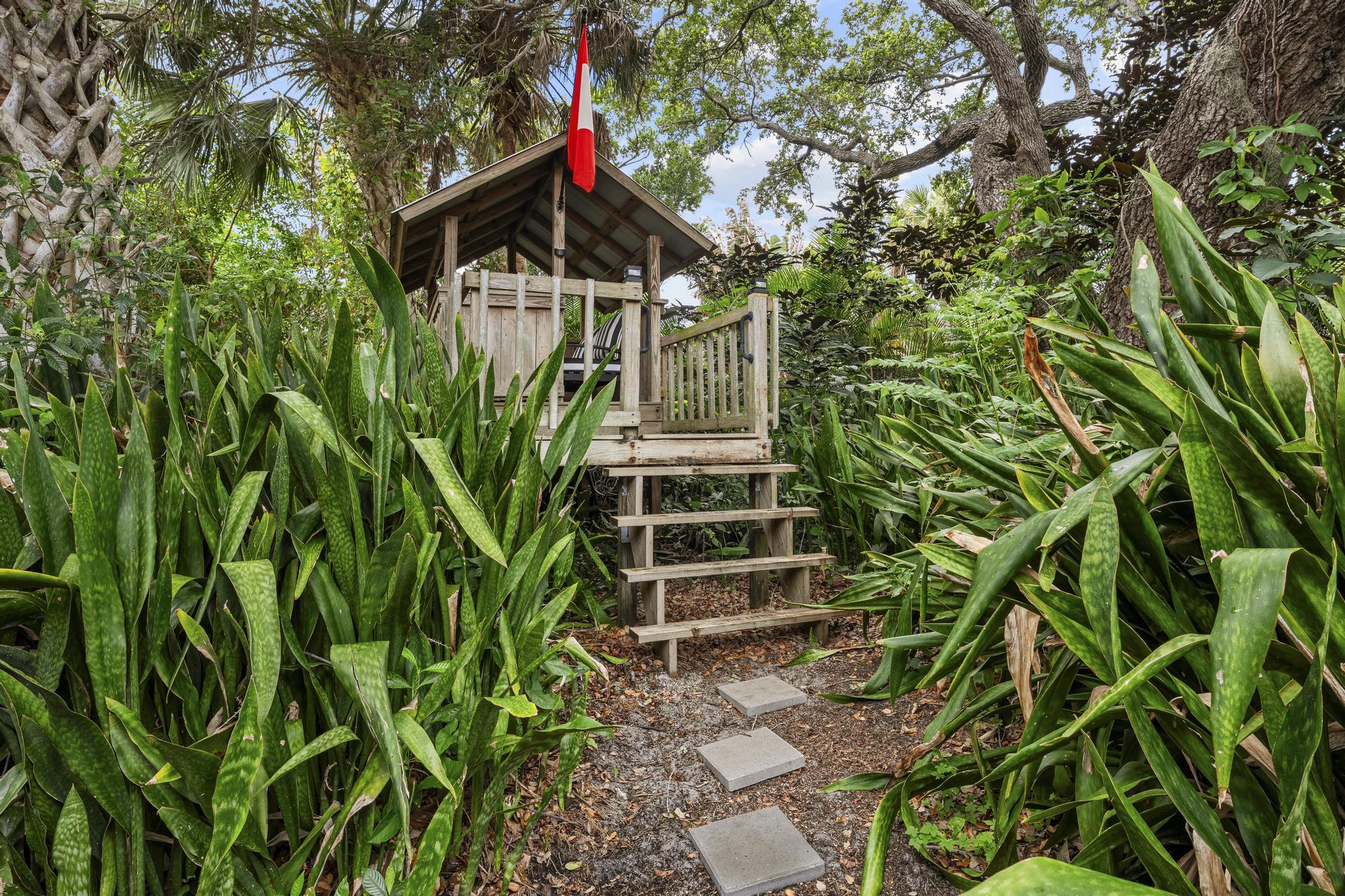7 Worth Court Sewall's Point, FL 34996 - Photo 41 of 51 A7R00346