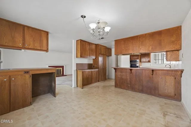 $950,000 | 922 Olympia Avenue, Ventura, CA 93004