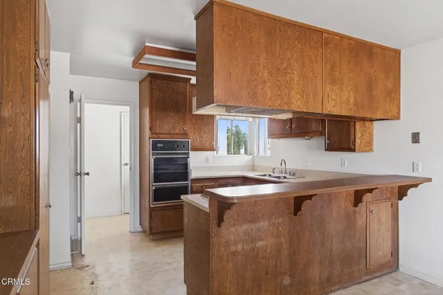 $950,000 | 922 Olympia Avenue, Ventura, CA 93004