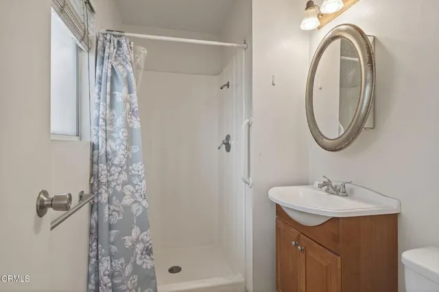 $950,000 | 922 Olympia Avenue, Ventura, CA 93004