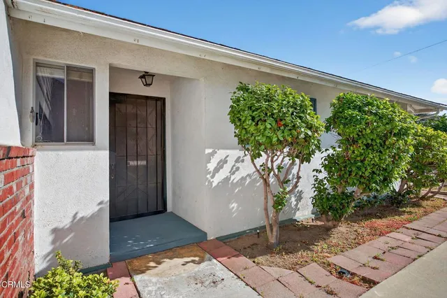 $950,000 | 922 Olympia Avenue, Ventura, CA 93004