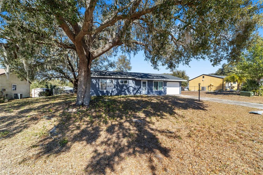 6 Hickory Track Pass Ocala, FL 34472 - Photo 4 of 37