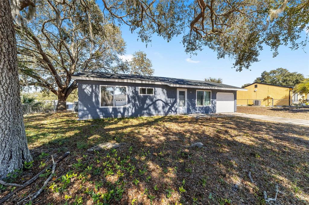 6 Hickory Track Pass Ocala, FL 34472 - Photo 5 of 37