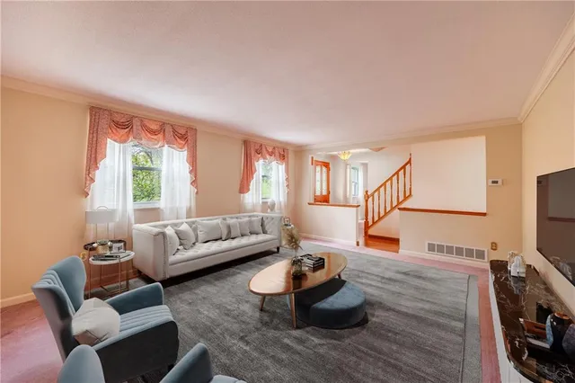 $459,000 | 304 Alamo Drive, Pittsburgh, PA 15241