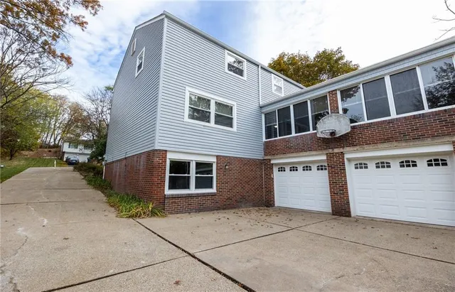 $459,000 | 304 Alamo Drive, Pittsburgh, PA 15241