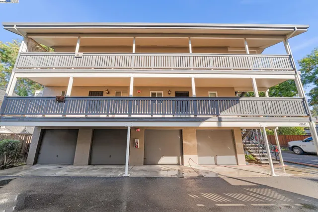 $435,000 | 3841 Vineyard Avenue, Unit 18 / B, Pleasanton, CA 94566