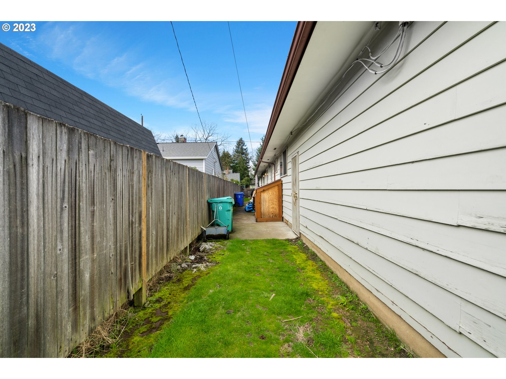 3832 North Kilpatrick Street Portland, OR 97217 - Photo 32 of 34 a view of a backyard
