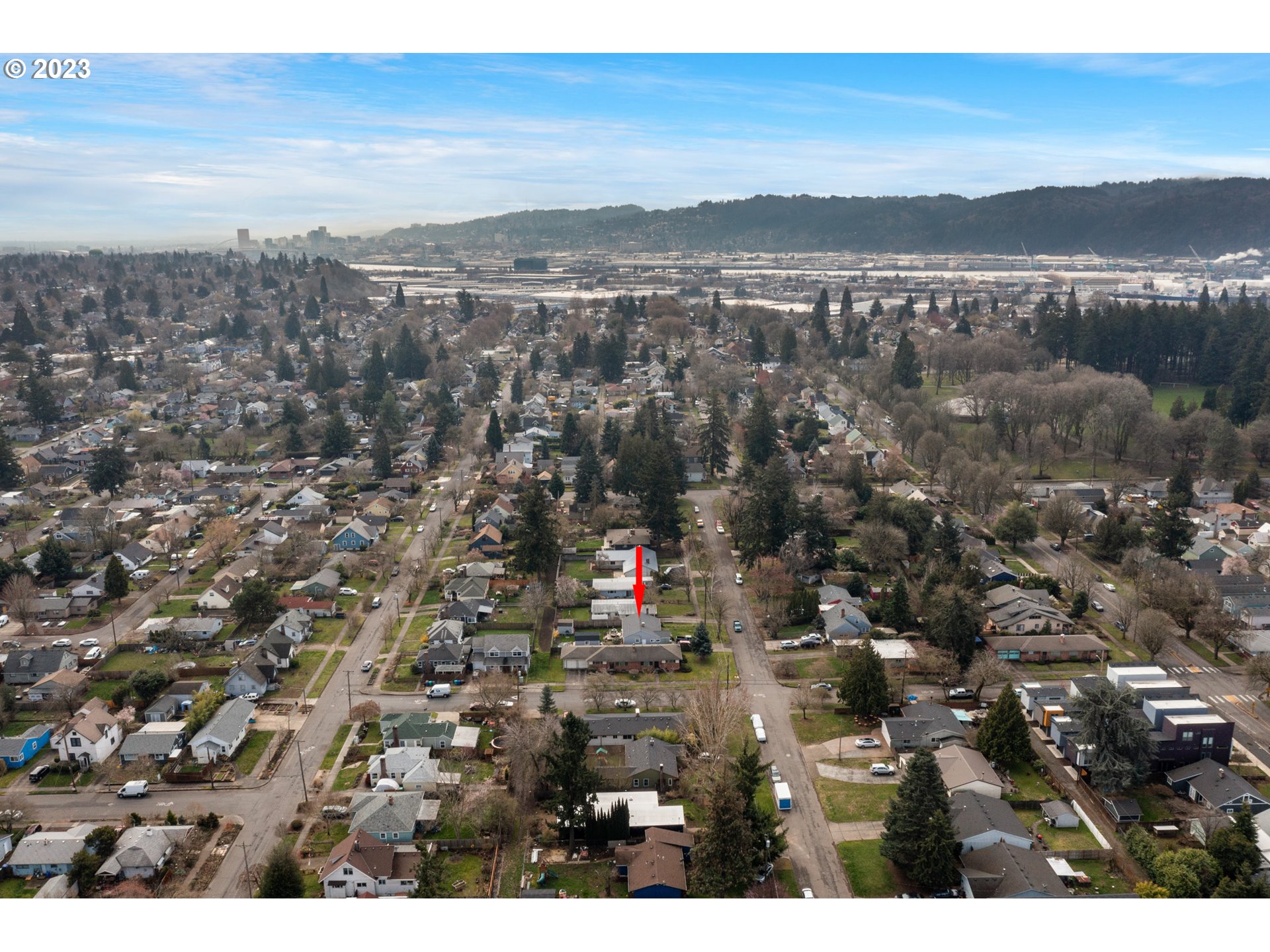 3832 North Kilpatrick Street Portland, OR 97217 - Photo 34 of 34 a view of city and mountain