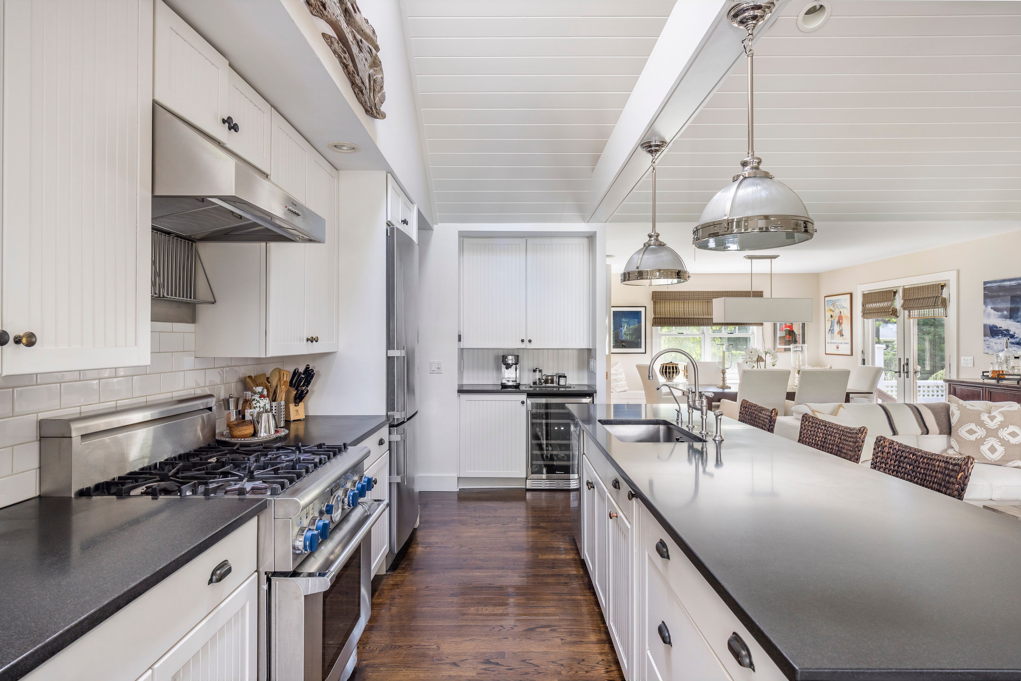 29 Denison Road Sag Harbor, NY 11963 - Photo 5 of 20 Kitchen and Island