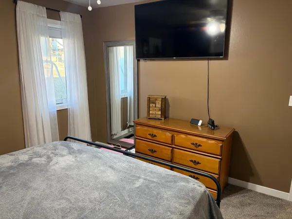 $214,900 | 303 Quince Street Southwest, Unit B, New London, MN 56273