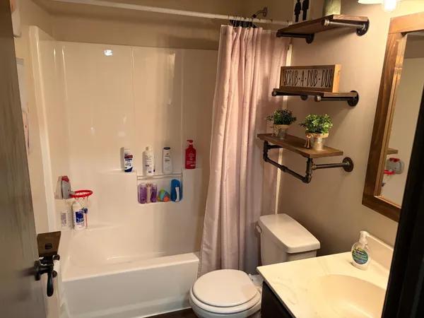 $214,900 | 303 Quince Street Southwest, Unit B, New London, MN 56273