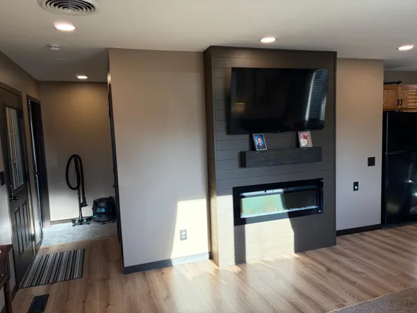 $214,900 | 303 Quince Street Southwest, Unit B, New London, MN 56273
