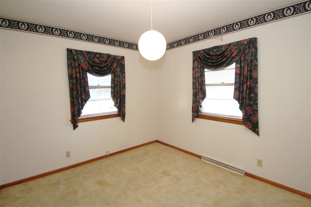 118 Briargate Road Washington, IL 61571 - Photo 12 of 36 Gallery Image 12