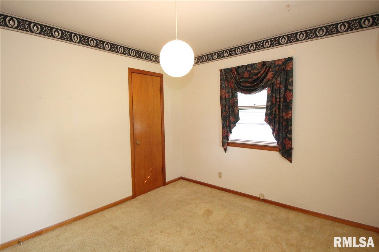 118 Briargate Road Washington, IL 61571 - Photo 13 of 36 Gallery Image 13