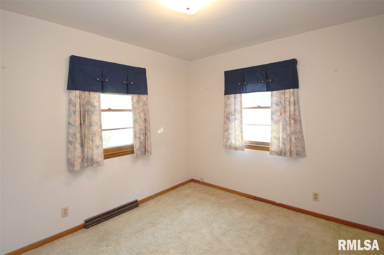118 Briargate Road Washington, IL 61571 - Photo 14 of 36 Gallery Image 14