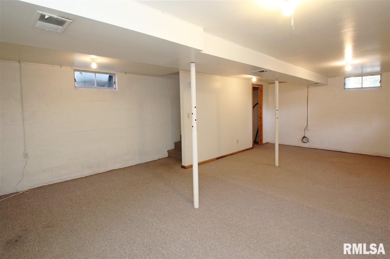 118 Briargate Road Washington, IL 61571 - Photo 24 of 36 Gallery Image 24