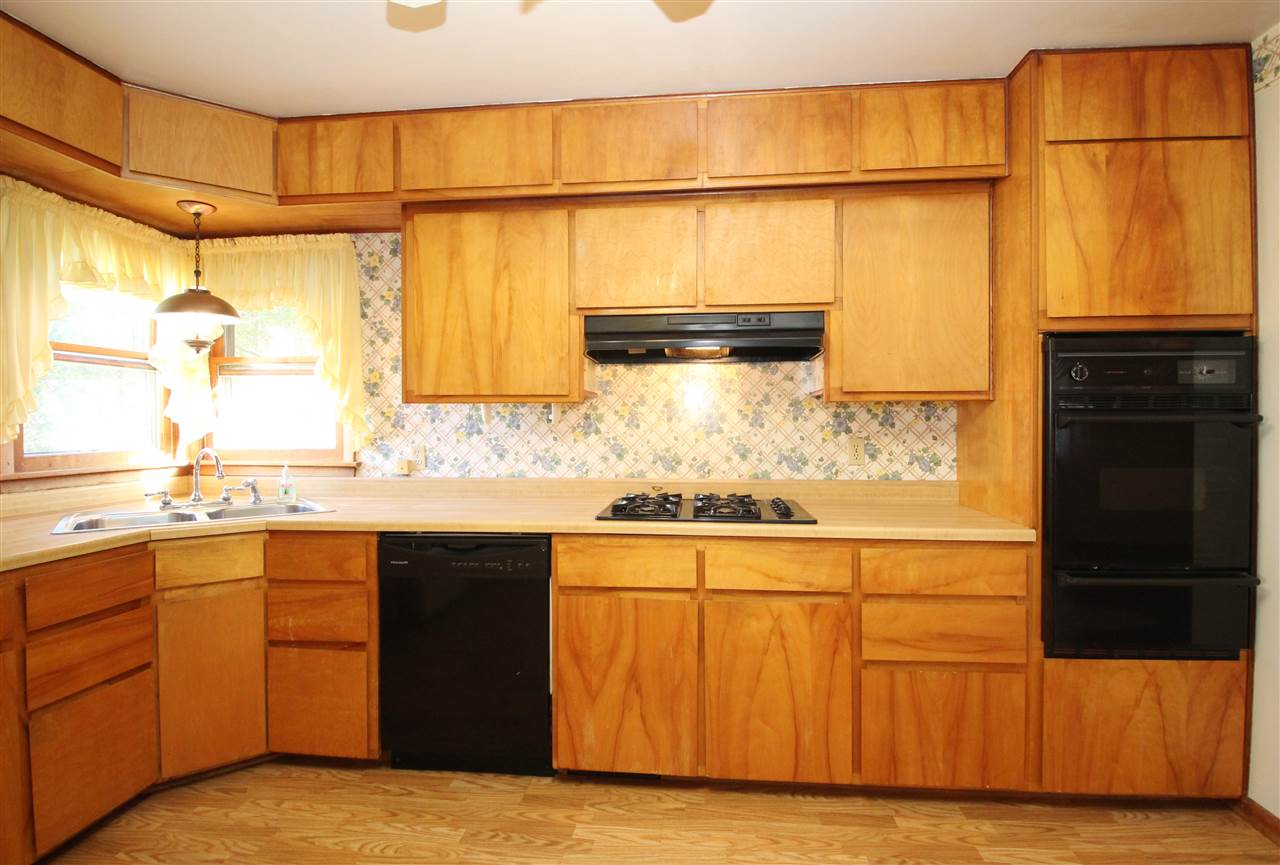 118 Briargate Road Washington, IL 61571 - Photo 9 of 36 Gallery Image 9