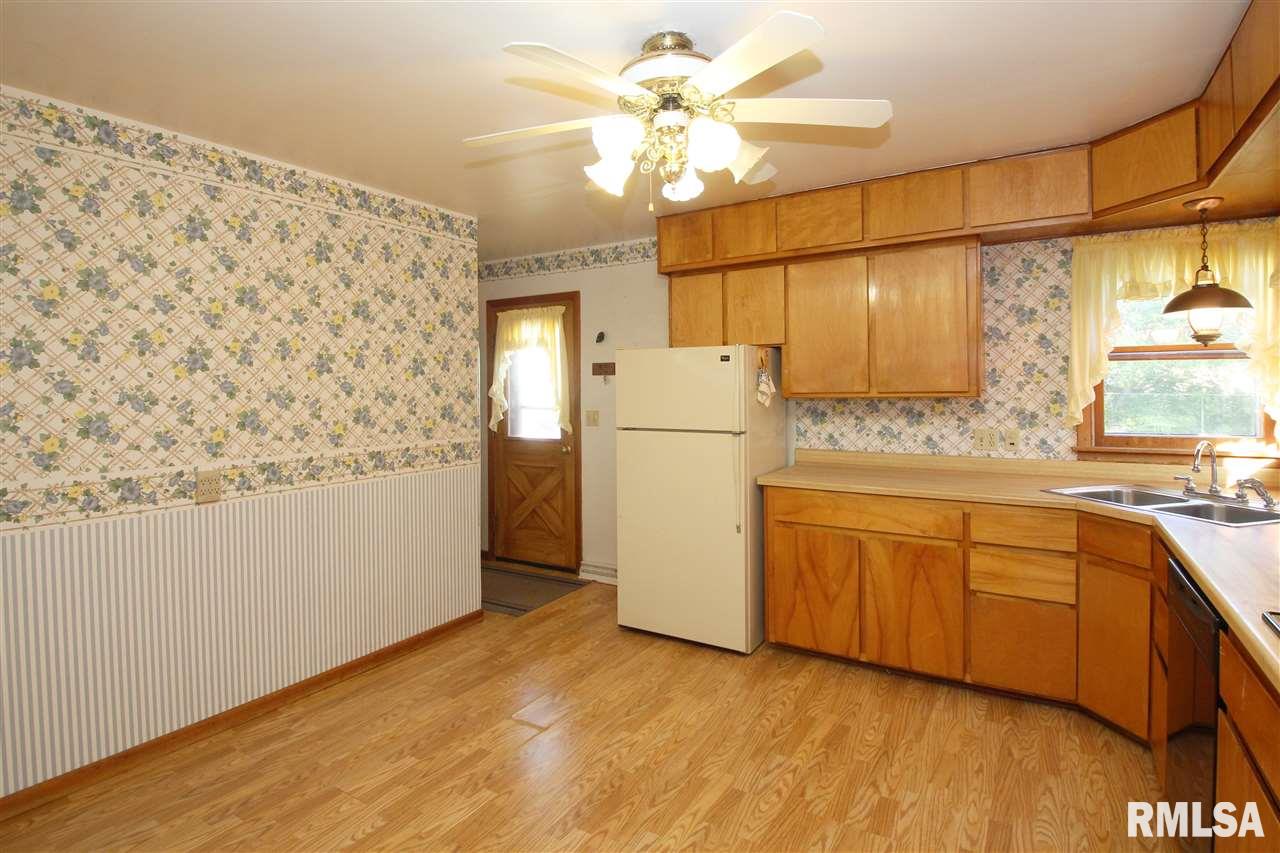 118 Briargate Road Washington, IL 61571 - Photo 10 of 36 Gallery Image 10