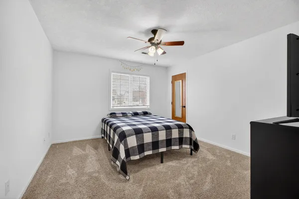 $450,000 | 704 South 8th Street, Eldridge, IA 52748