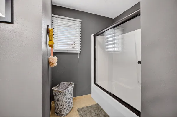 $450,000 | 704 South 8th Street, Eldridge, IA 52748