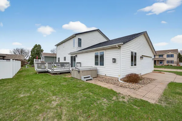 $450,000 | 704 South 8th Street, Eldridge, IA 52748