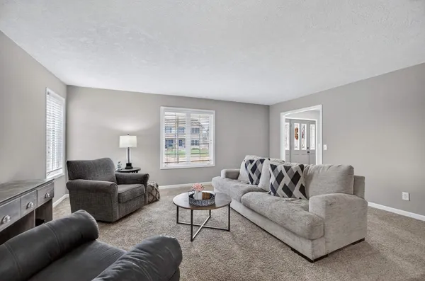 $450,000 | 704 South 8th Street, Eldridge, IA 52748