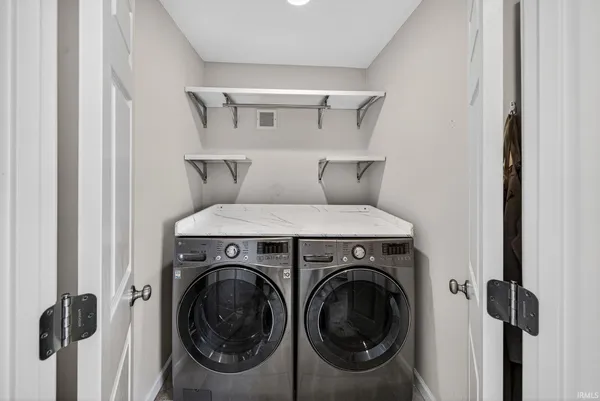 $724,599 | 15460 Durham Way East, Granger, IN 46530