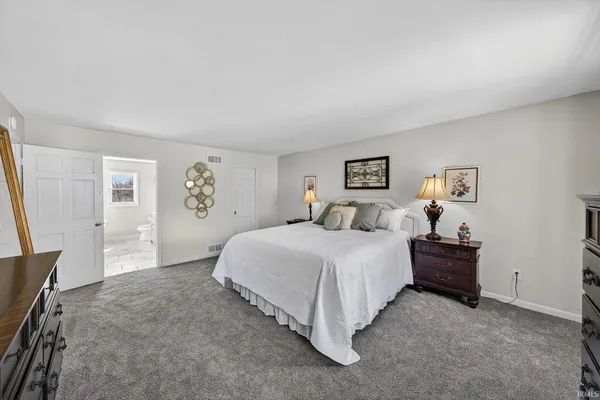 $724,599 | 15460 Durham Way East, Granger, IN 46530