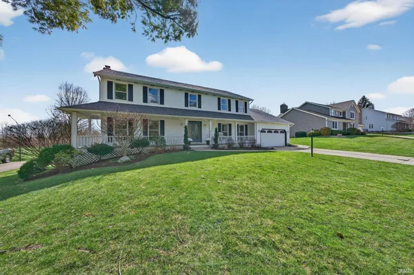 $724,599 | 15460 Durham Way East, Granger, IN 46530