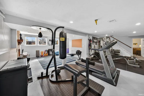 $724,599 | 15460 Durham Way East, Granger, IN 46530