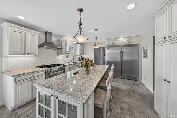 $724,599 | 15460 Durham Way East, Granger, IN 46530