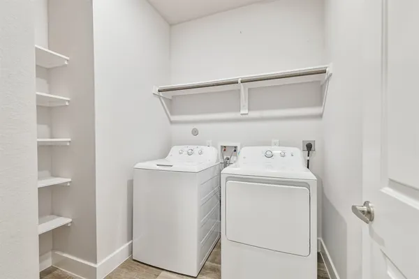 $2,395 | 13083 Clear View Drive, Willis, TX 77318