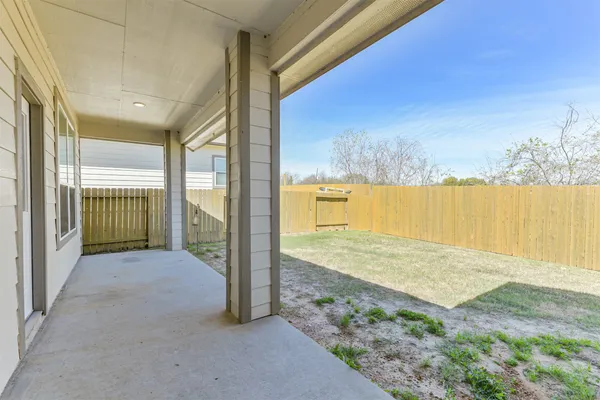 $2,395 | 13083 Clear View Drive, Willis, TX 77318