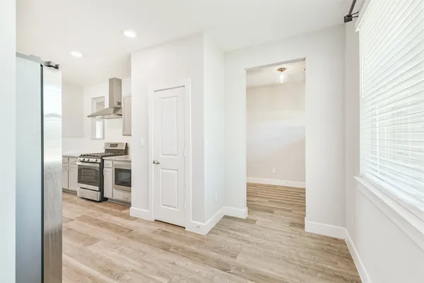 $2,395 | 13083 Clear View Drive, Willis, TX 77318