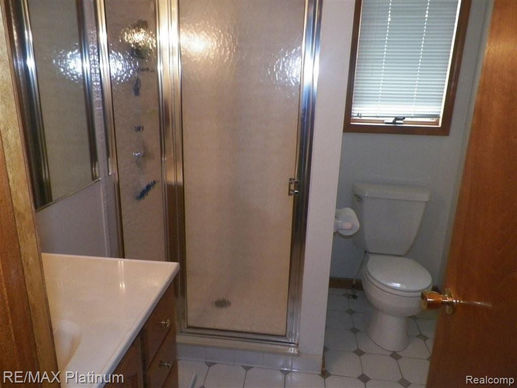 7215 Mabley Hill Road Fenton, MI 48430 - Photo 16 of 24 100_1670.JPG