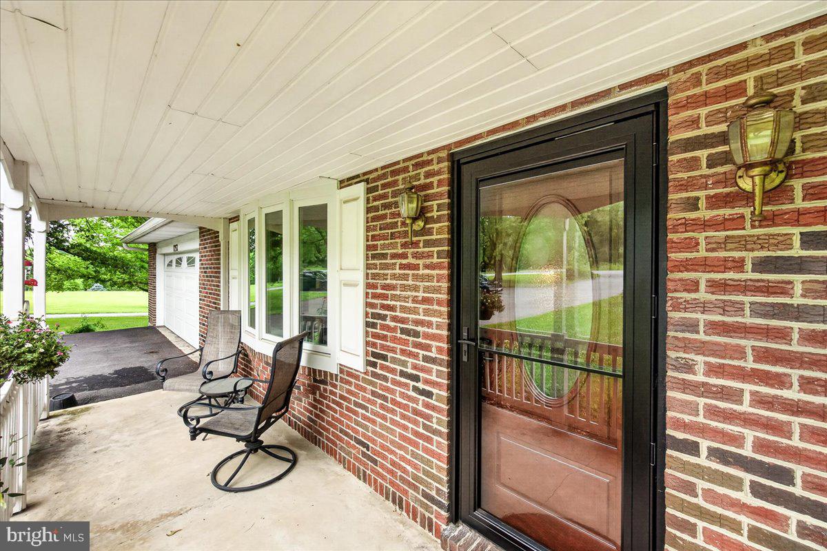 1752 Rohrersville Road Knoxville, MD 21758 - Photo 3 of 64