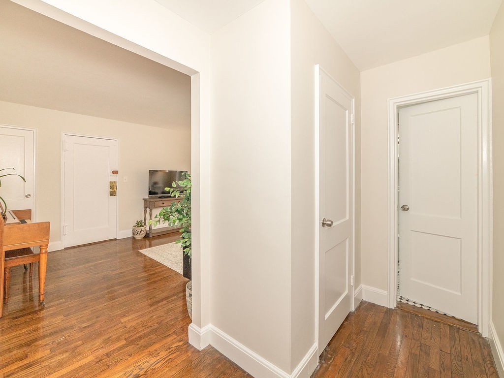 7 Lanark Road, Unit 1 Brookline, MA 02445 - Photo 11 of 20